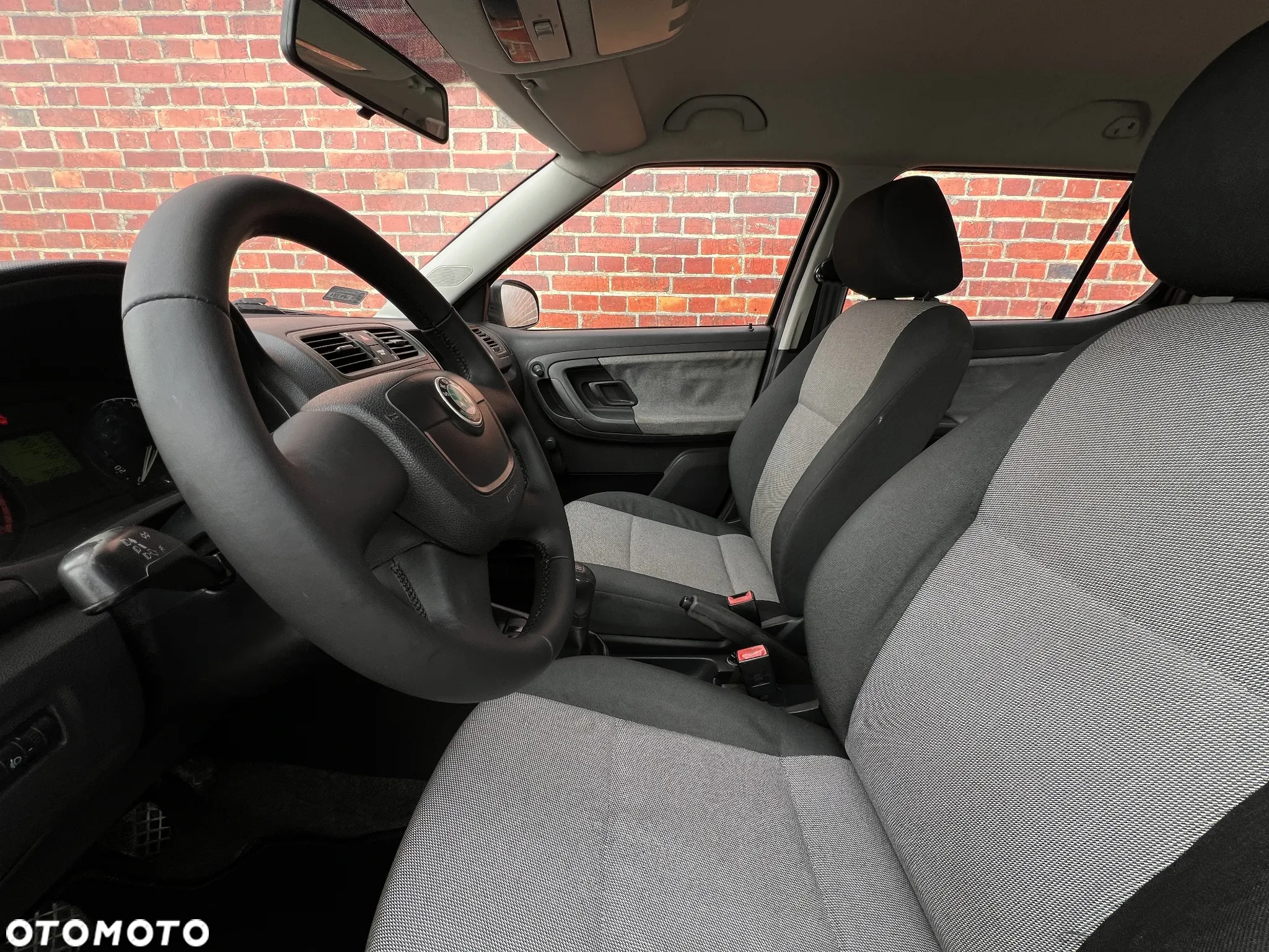 Skoda Fabia - 12