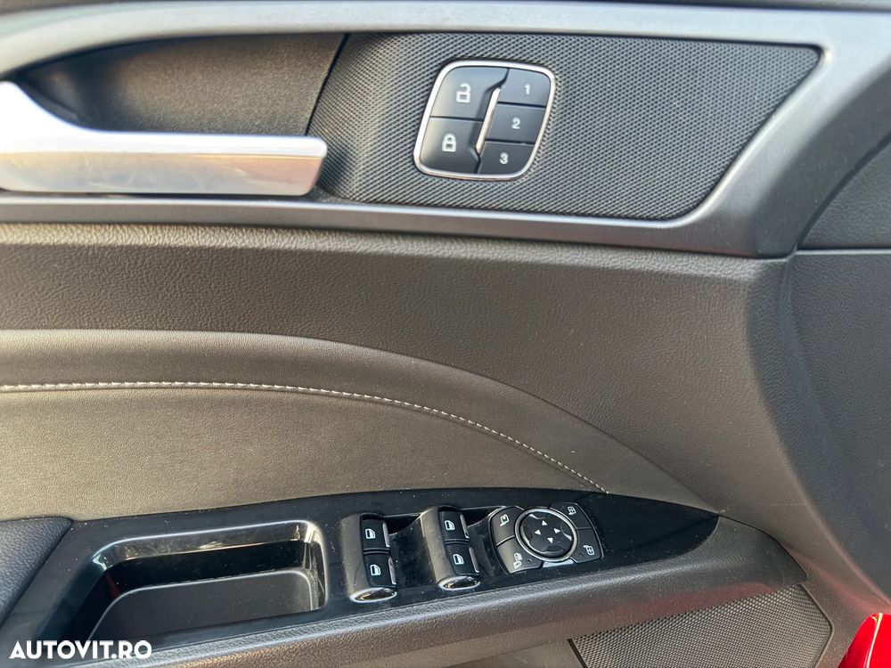 Ford Mondeo 2.0 TDCI PowerShift Titanium - 13