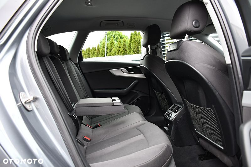 Audi A4 Avant 35 TFSI Sport S tronic - 21