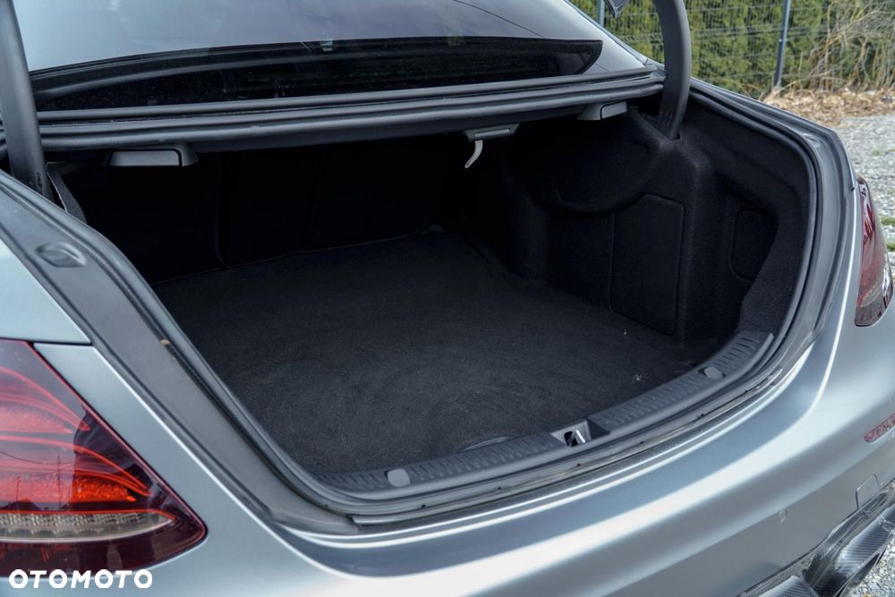 Mercedes-Benz Klasa E AMG 63 S 4-Matic+ - 40