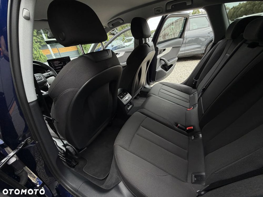 Audi A4 Avant 40 TFSI S tronic - 20