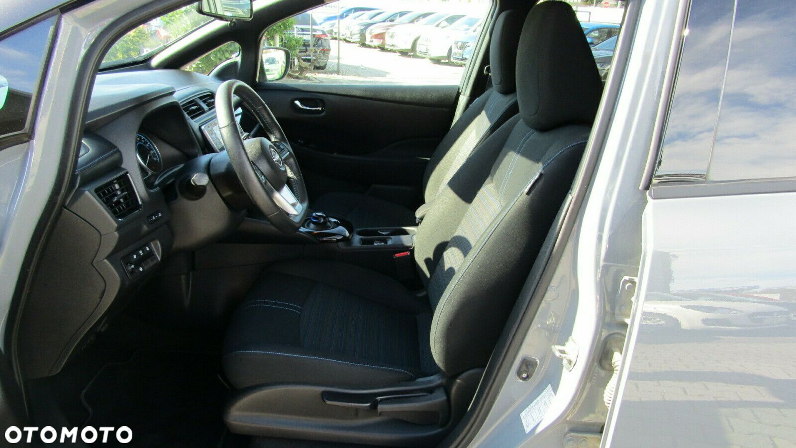 Nissan Leaf - 11