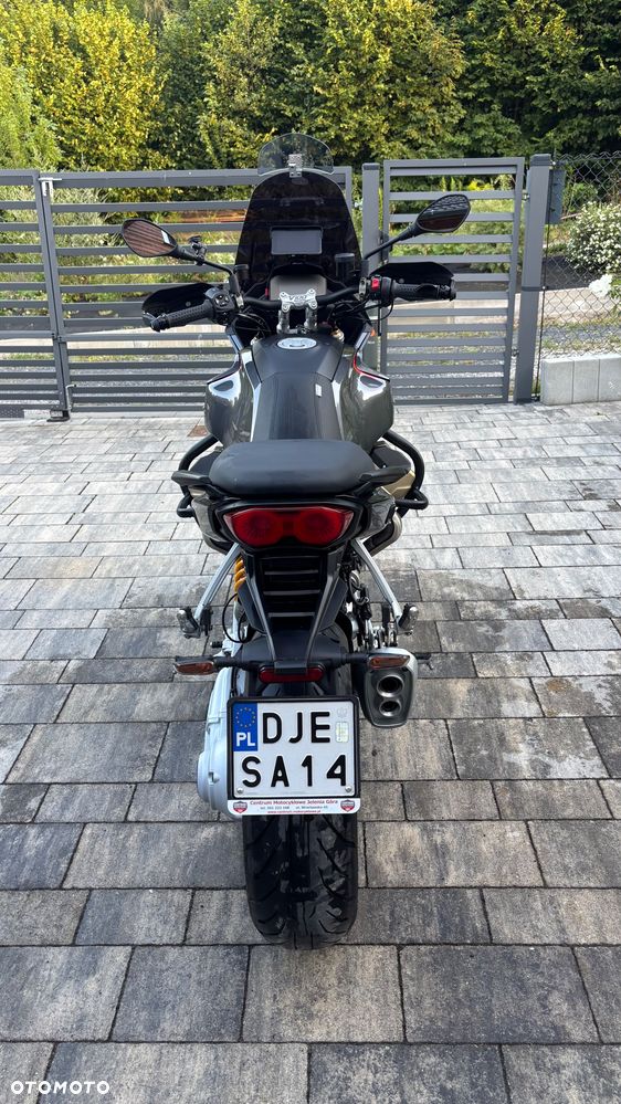 Moto Guzzi V100 Mandello - 10