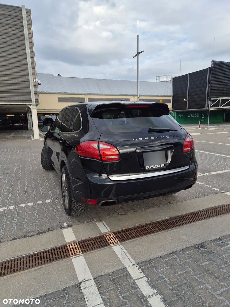 Porsche Cayenne - 5