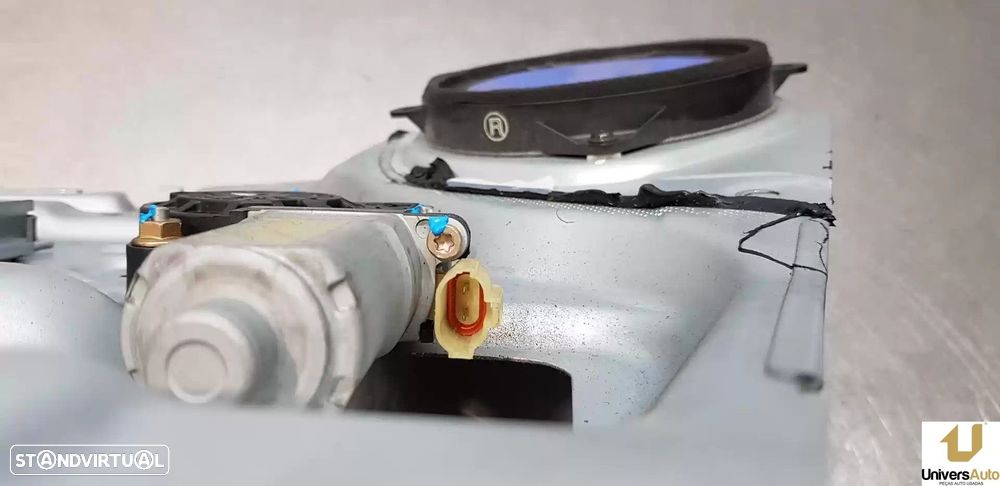 ELEVADOR DE VIDRO FRONTAL DIREITO KIA SPORTAGE 2006 -824801F000 - 1