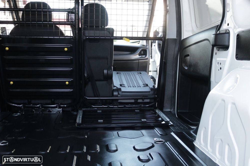 Fiat Doblo Cargo 1.6 M-Jet Easy 3Lug 105cv - 18