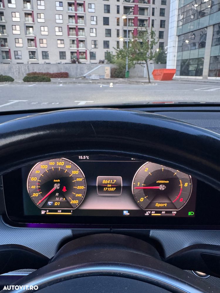 Mercedes-Benz E 220 d Aut. - 13