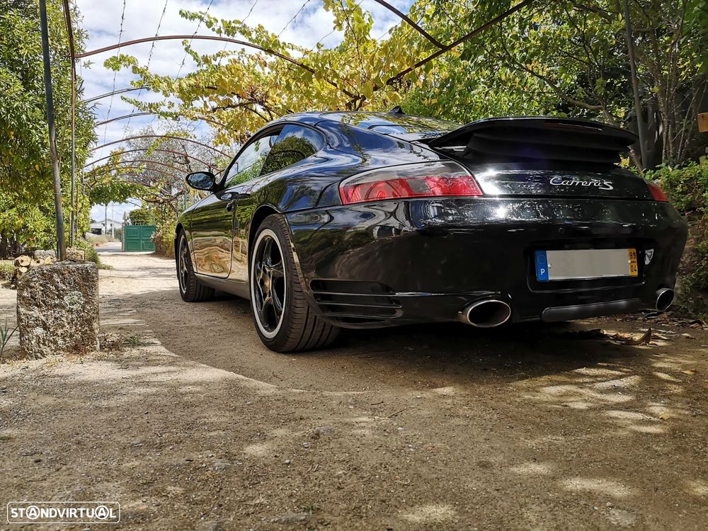 Porsche 911 (996) Carrera Coupé - 1