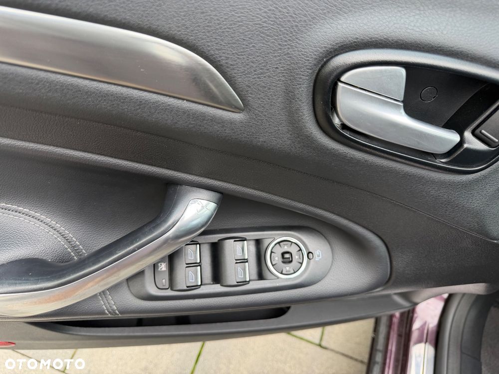 Ford Mondeo 2.0 TDCi Titanium - 9
