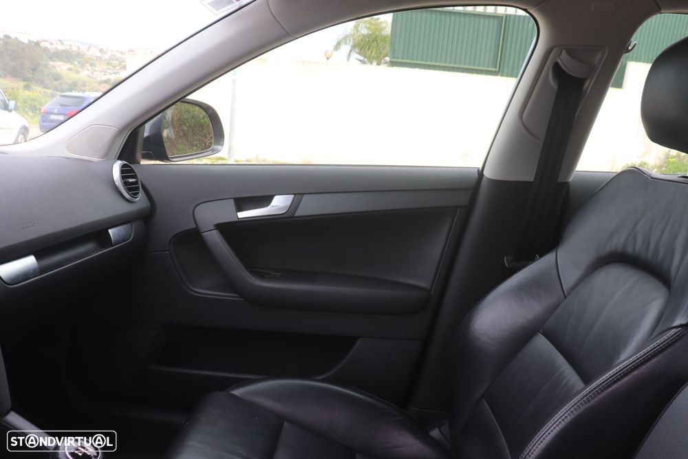 Audi A3 Sportback 1.6 TDI DPF Ambition - 21