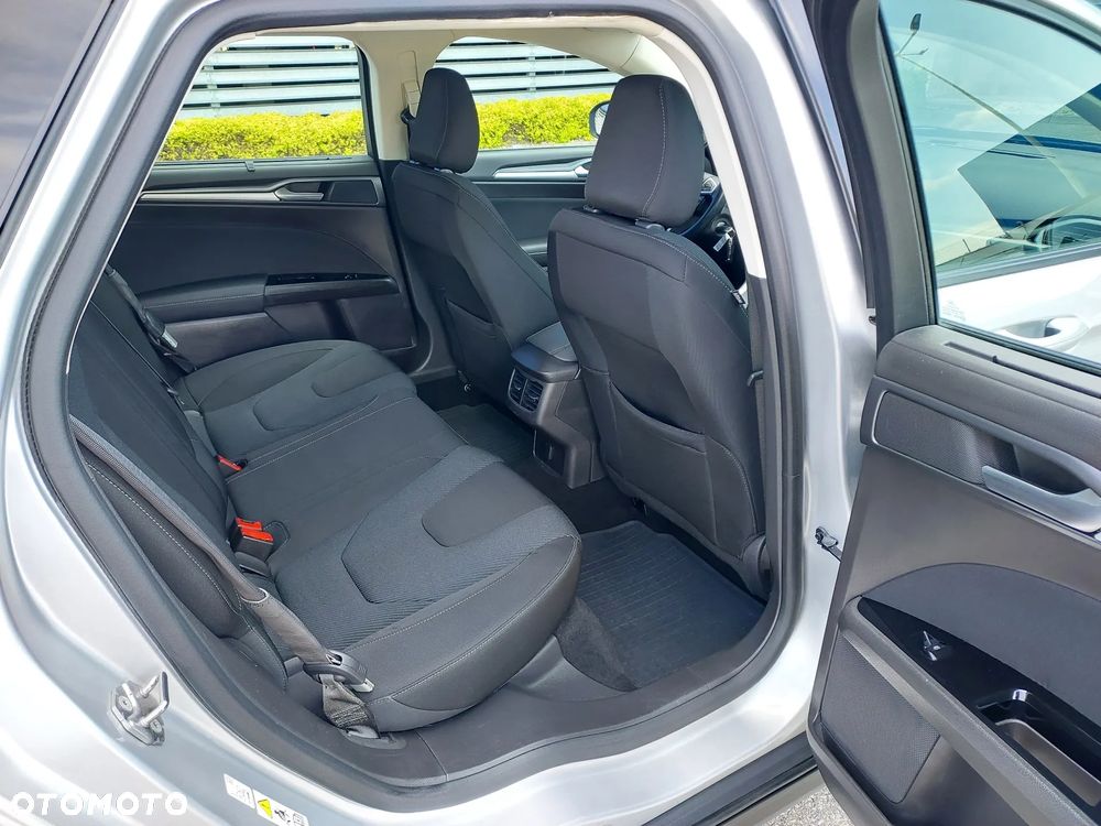 Ford Mondeo Turnier 2.0 TDCi Start-Stopp PowerShift-Aut Business Edition - 20