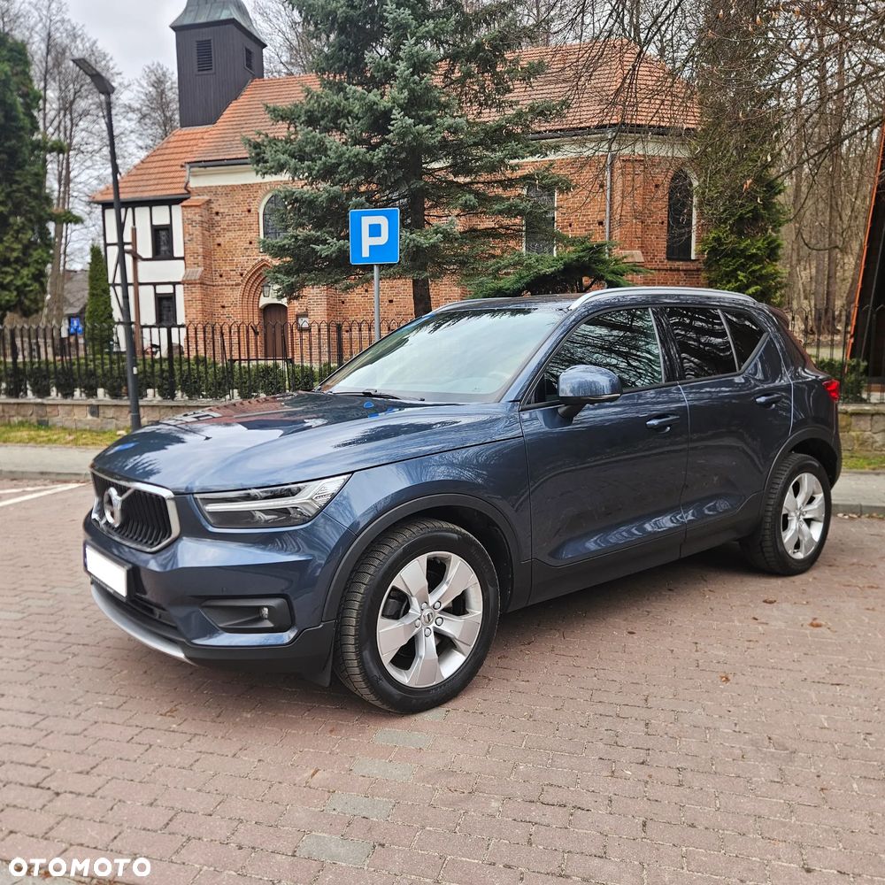 Volvo XC 40 B4 B AWD DKG Momentum Pro - 8