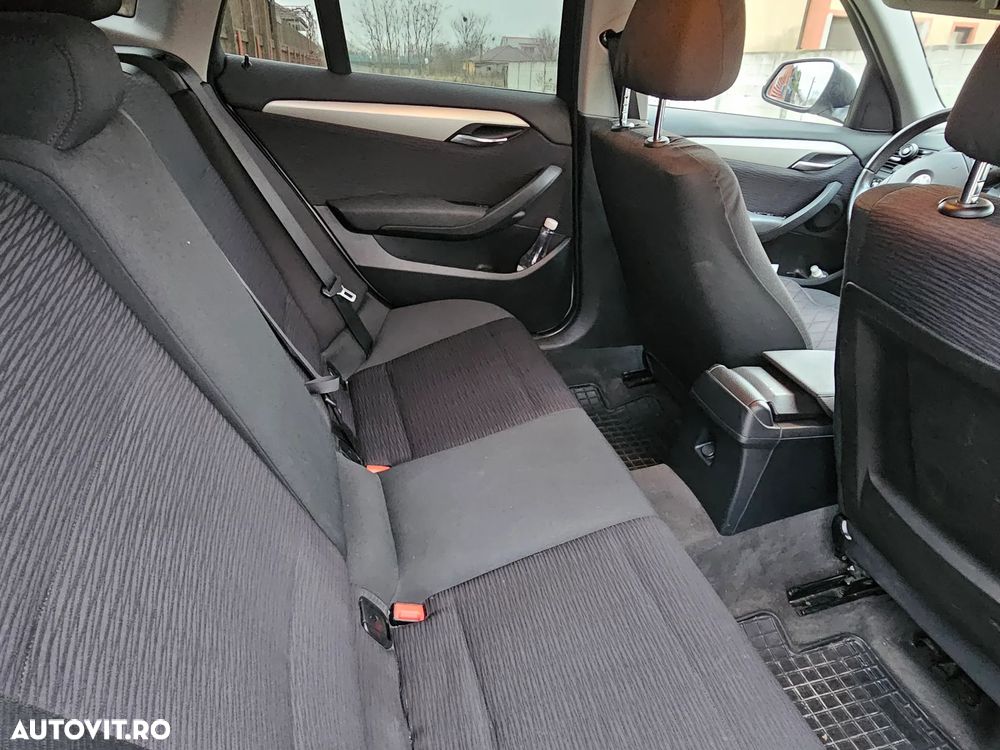 BMW X1 sDrive16d - 4