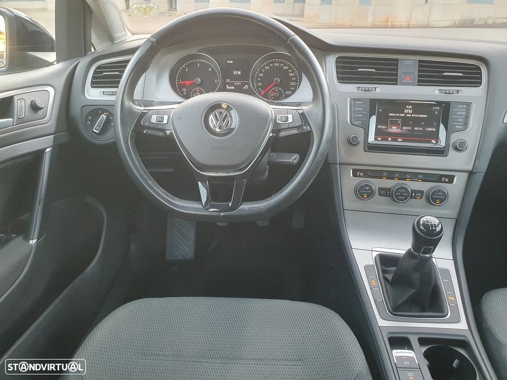 VW Golf Variant 1.6 TDi BlueMotion Confortline - 42