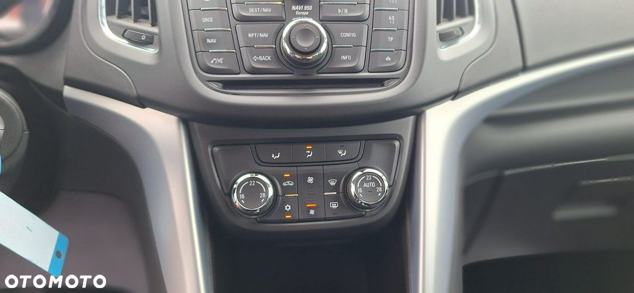 Opel Zafira - 17