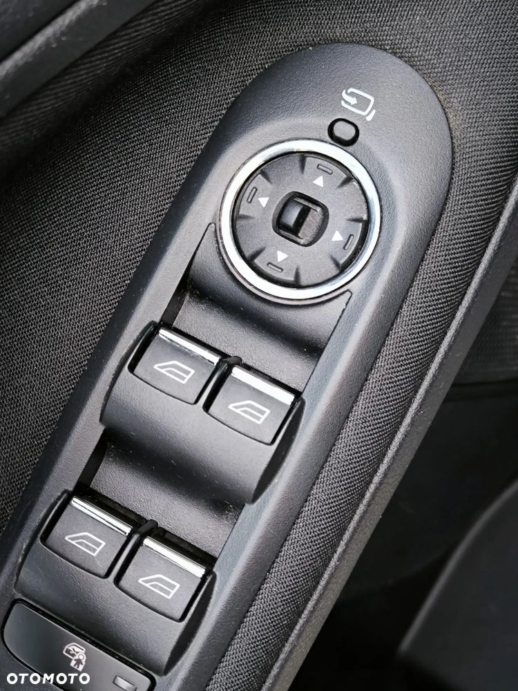 Ford Galaxy 2.0 TDCi Titanium - 21