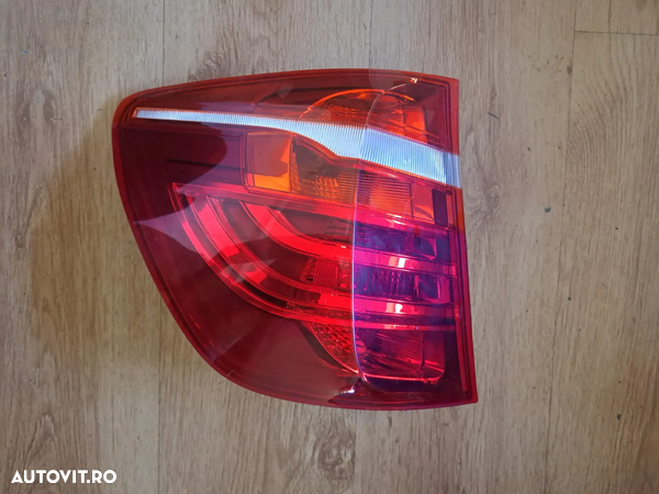 Stop tripla lampa dreapta spate aripa original BMW X3 F25