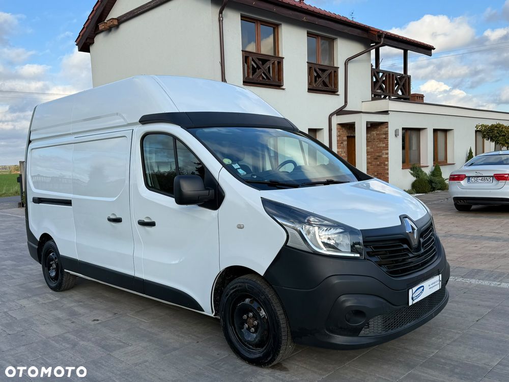 Renault Trafic - 1