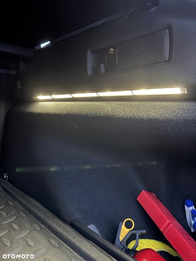 Toyota Corolla 1.8 Hybrid Comfort - 14