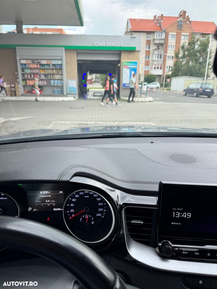 Kia XCeed - 29