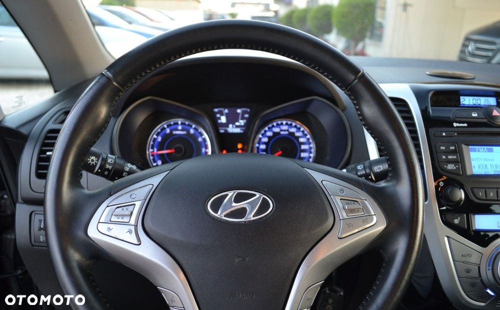 Hyundai ix20 1.4 Trend - 24