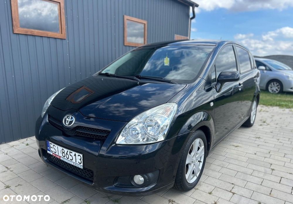Toyota Corolla Verso - 5