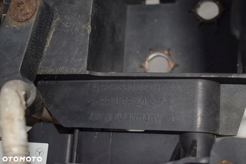 wzmocnienie pas przedni mercedes sprinter w906 - 5
