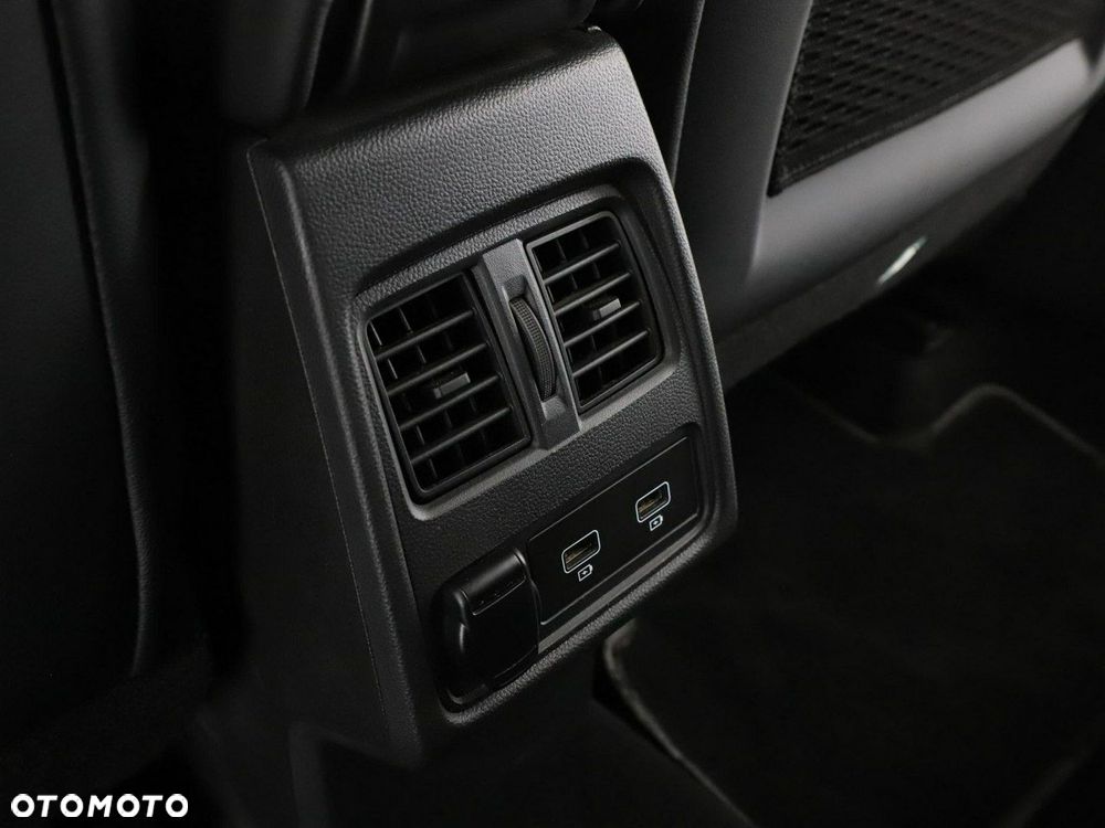 Renault Captur E-TECH 160 INTENS - 38