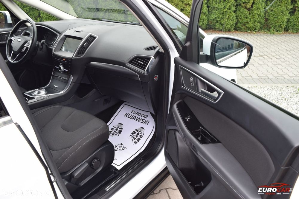 Ford S-Max - 14
