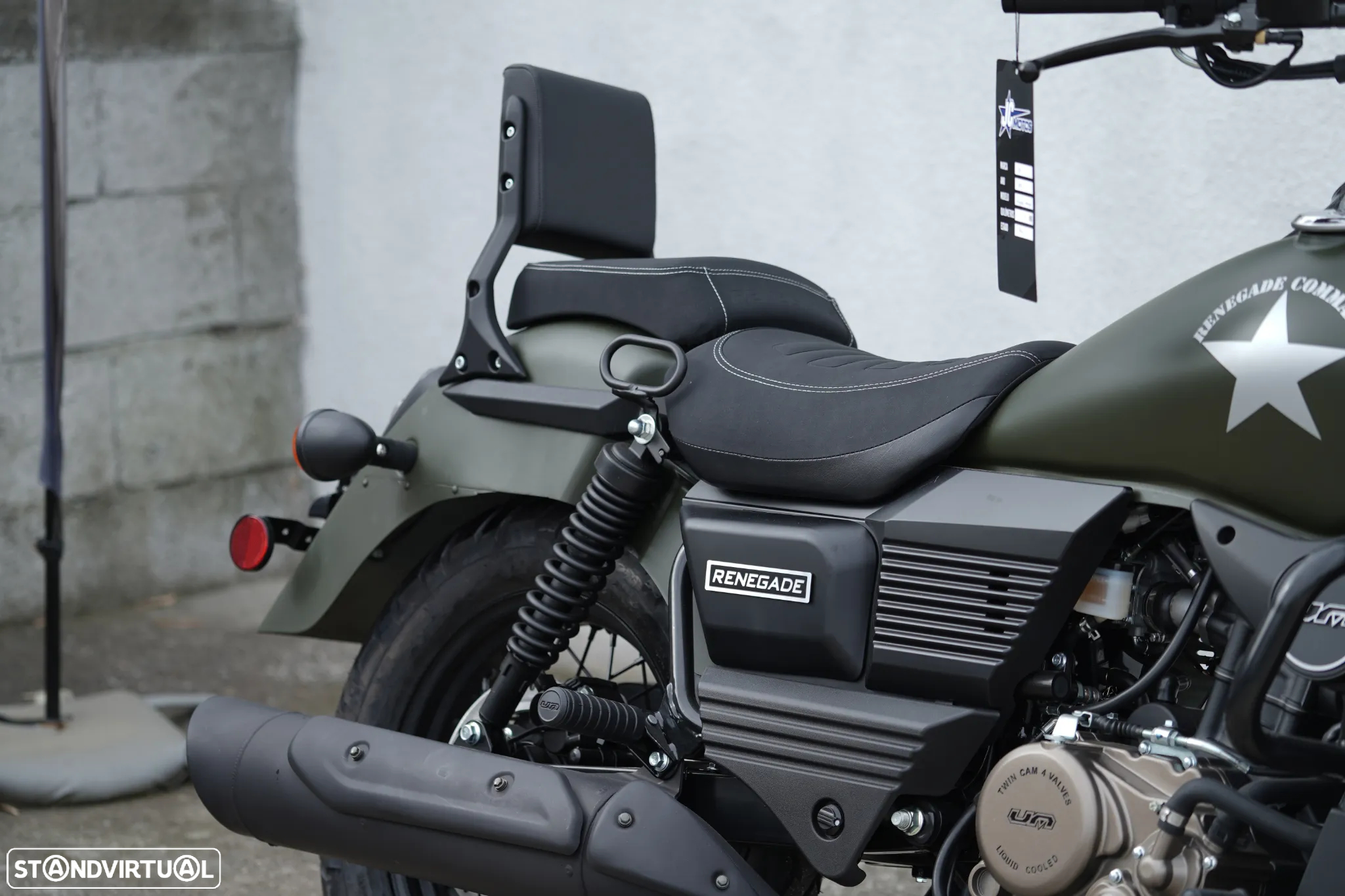 UM Renegade Comando - 2