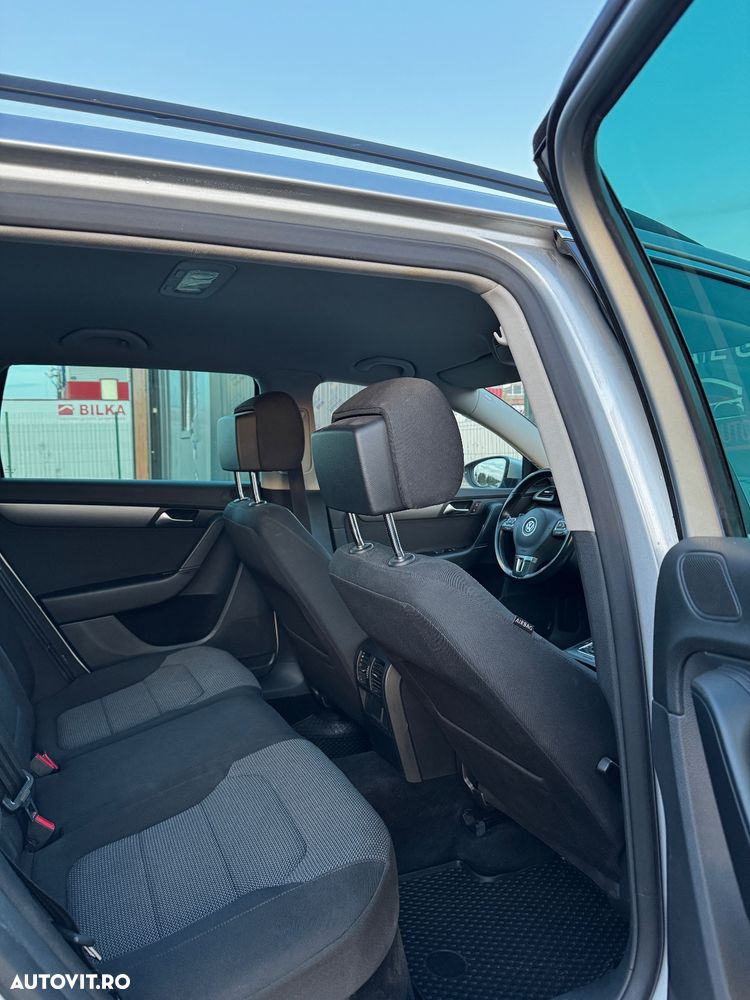 Volkswagen Passat Variant 2.0 TDI 4Motion DSG BlueMotion Tech Comfortline - 12