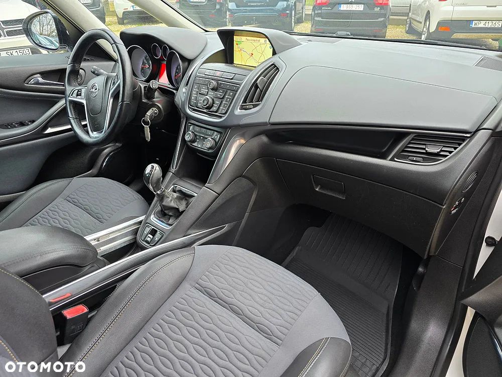 Opel Zafira 1.4 T Cosmo - 27