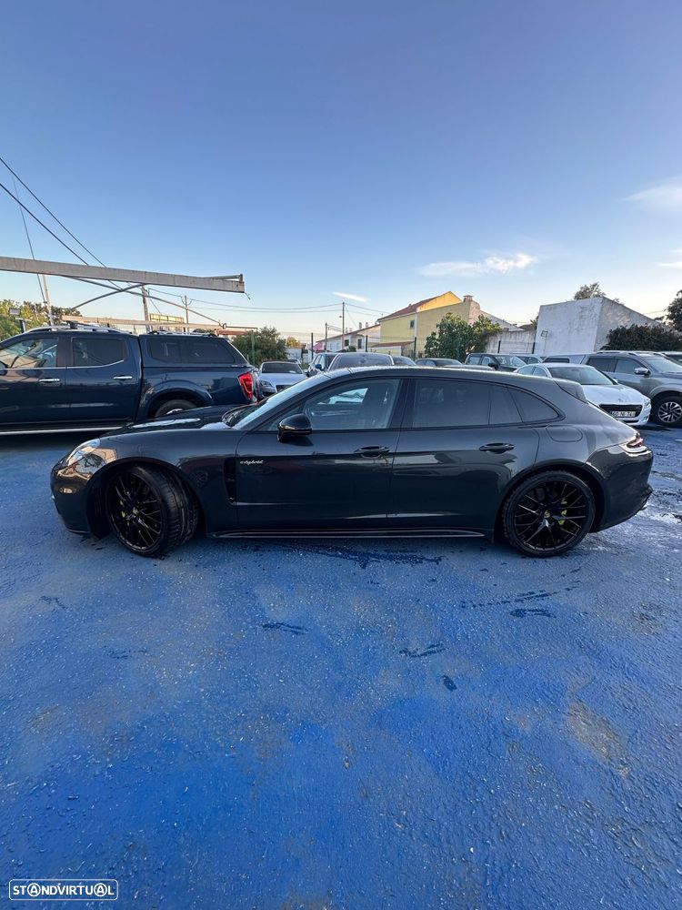 Porsche Panamera Sport Turismo - 3
