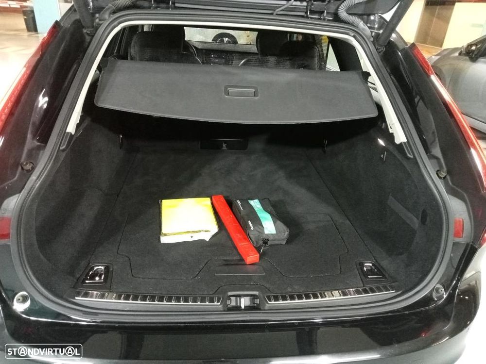 Volvo V90 2.0 B4 Plus Bright - 10