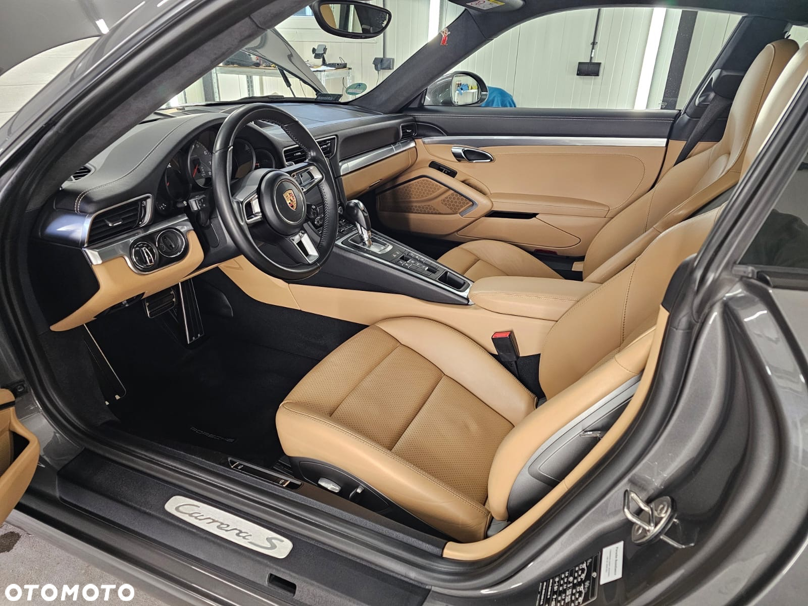 Porsche 911 Carrera S PDK - 13
