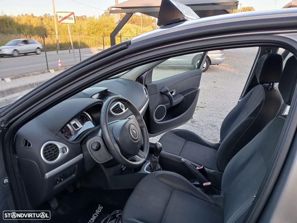 Renault Clio 1.2 16V Dynamique S - 5