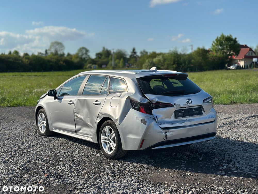 Toyota Corolla - 13