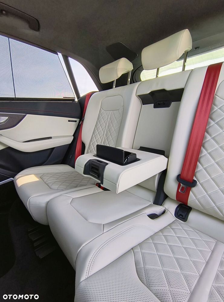 Audi Q8 - 34