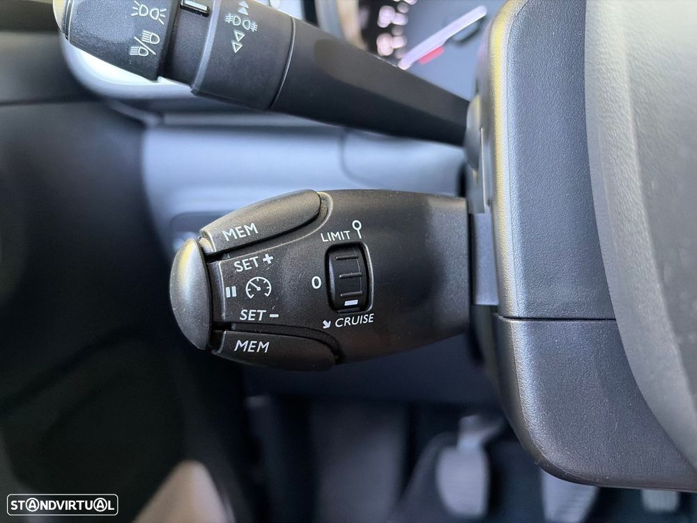 Citroën C3 1.2 PureTech Shine - 14