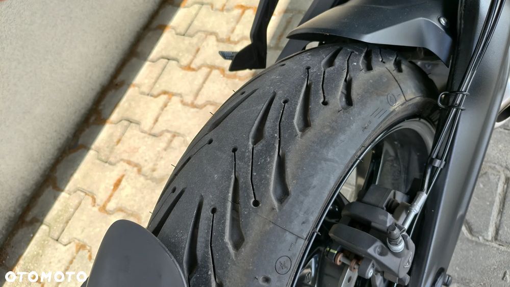 Triumph Trident - 5