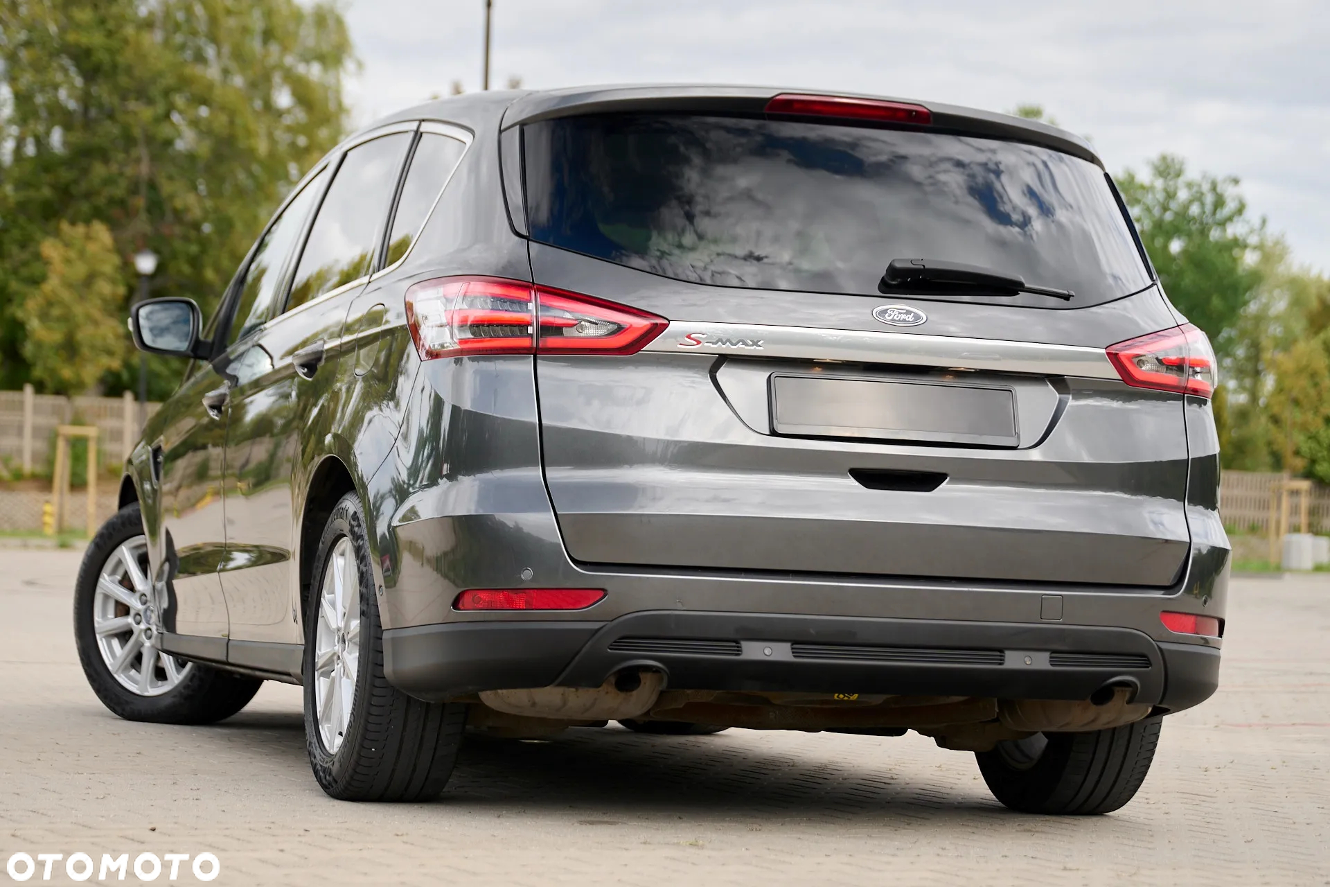 Ford S-Max 2.0 TDCi Titanium PowerShift - 2
