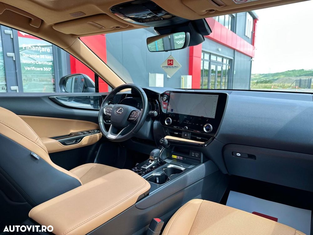 Lexus Seria NX 450h+ E-FOUR Luxury Line - 23