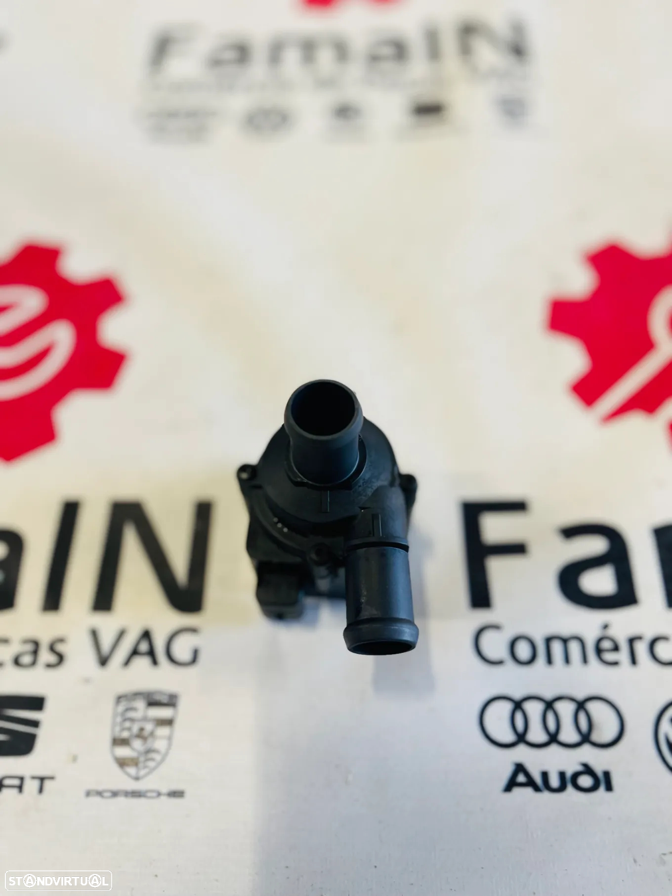 BOMBA DE AGUA AUXILIAR VOLKSWAGEN GOLF VII  - 5Q0965567 - 3