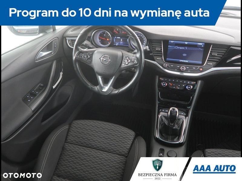 Opel Astra - 9