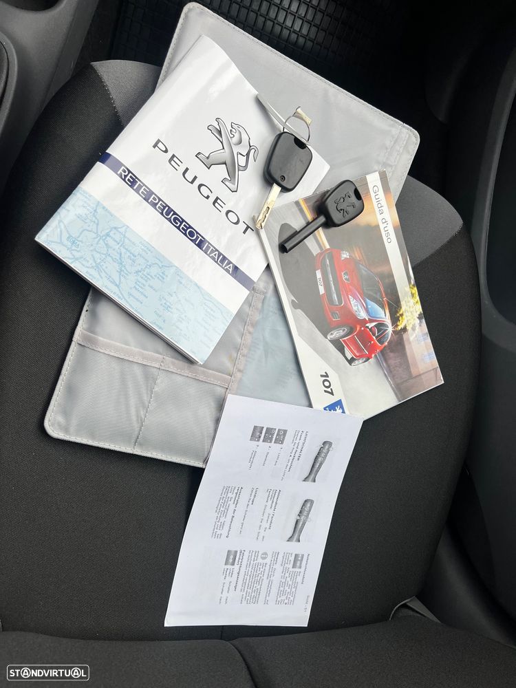 Peugeot 107 1.0 Active - 21
