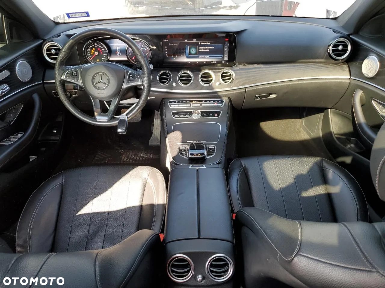 Mercedes-Benz Klasa E 300 9G-TRONIC AMG Line - 7