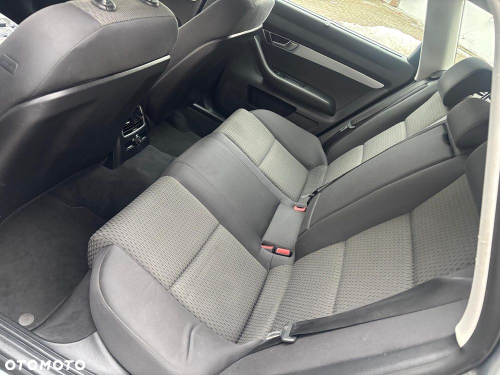 Audi A6 Avant 2.0 TDI Multitronic - 22