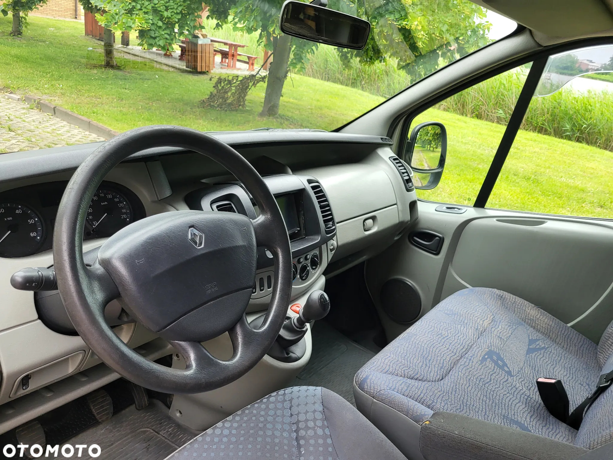 Renault Trafic - 11