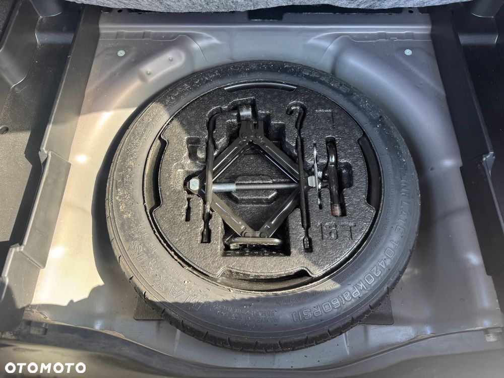 Kia Ceed 1.6 GDI Business Line - 25