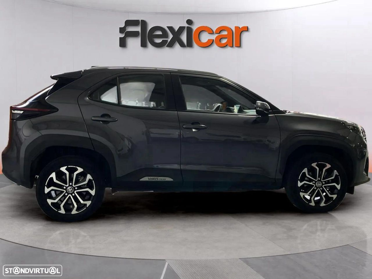Toyota Yaris Cross 1.5 HDF Exclusive - 3